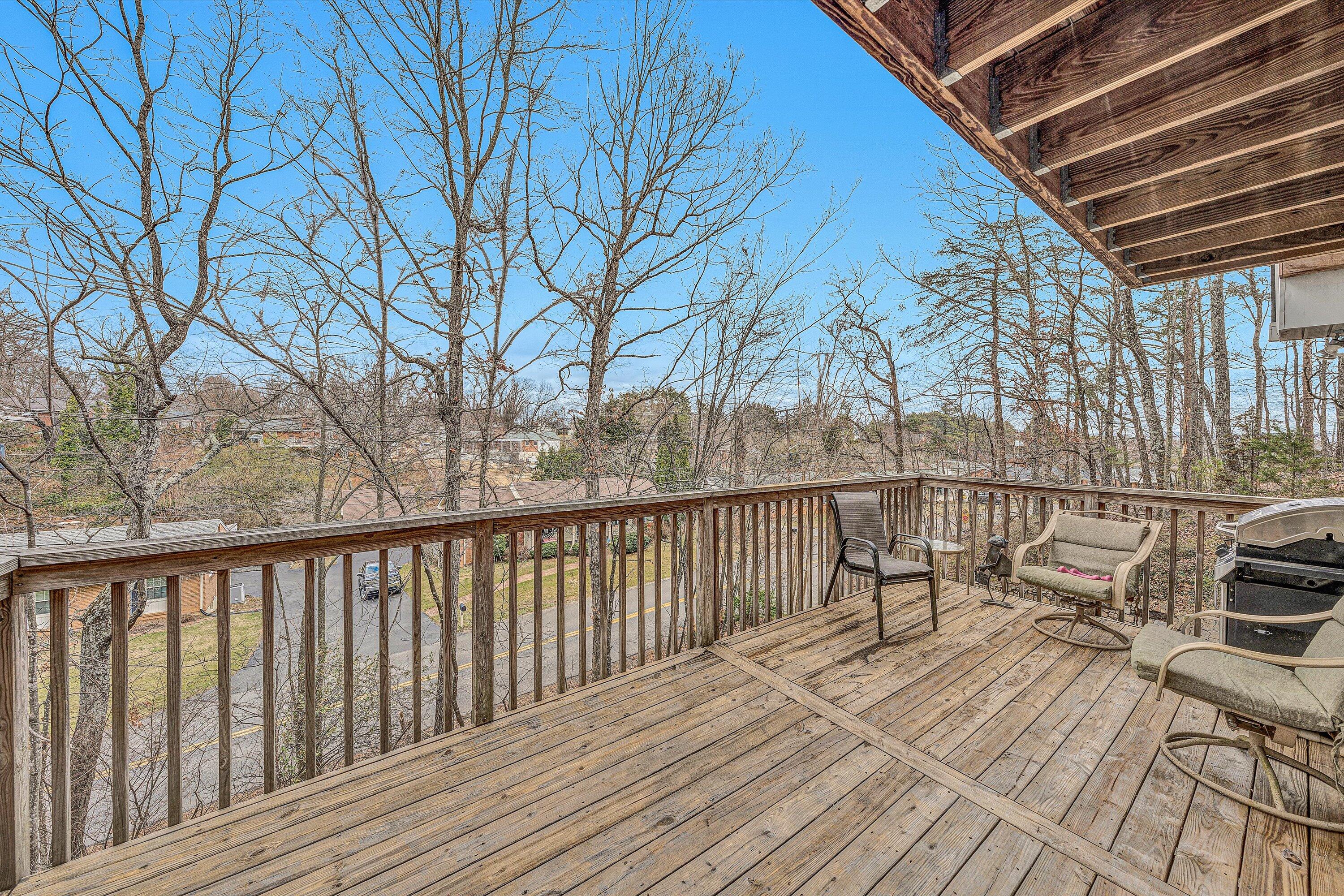 5414 Grandin Rd Extension Roanoke, VA 24018 - Photo 12 of 35 12-DSC00316
