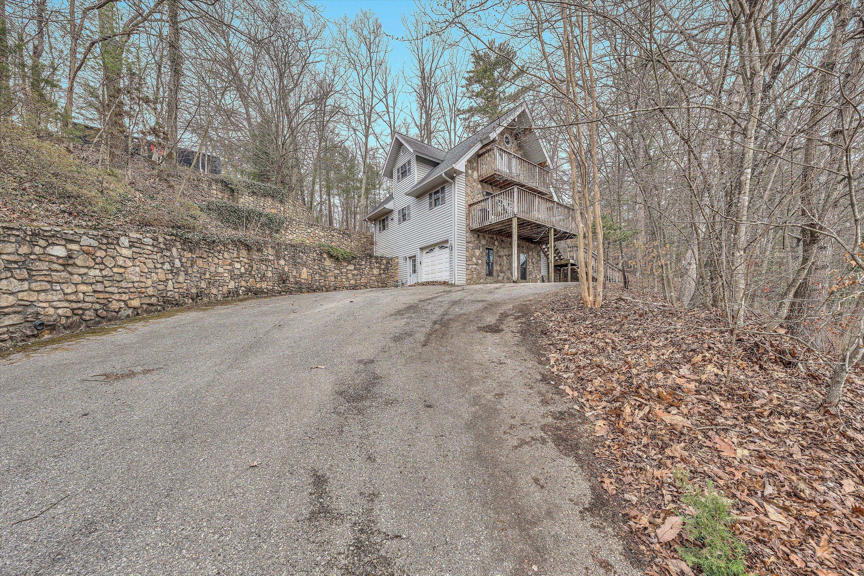 5414 Grandin Rd Extension Roanoke, VA 24018 - Photo 34 of 35 34-DSC00391