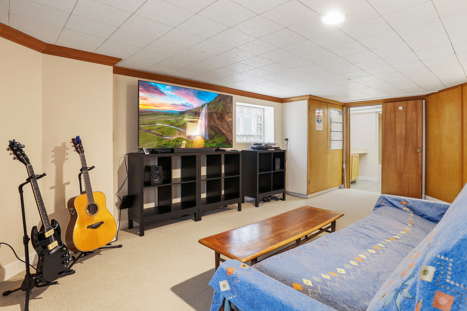 9031 Fairview Avenue Brookfield, IL 60513 - Photo 21 of 35 a room with gym equipment