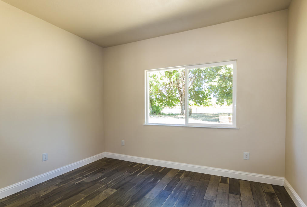 22305 Lone Tree Road Anderson, CA 96007 - Photo 23 of 29 office