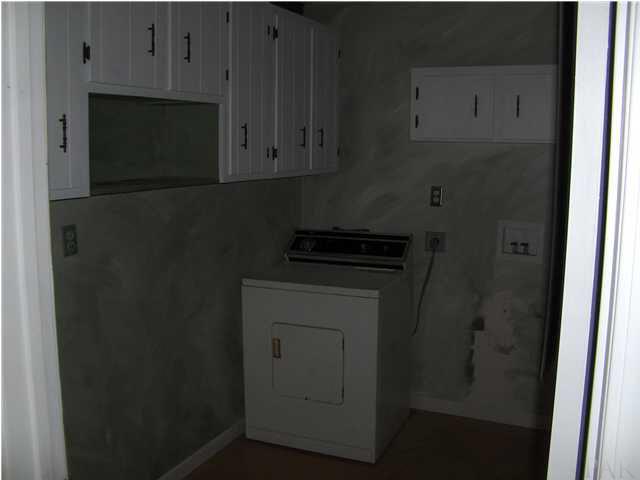 5424 Tom Sawyer Road Milton, FL 32583 - Photo 14 of 19 Gallery Image 14