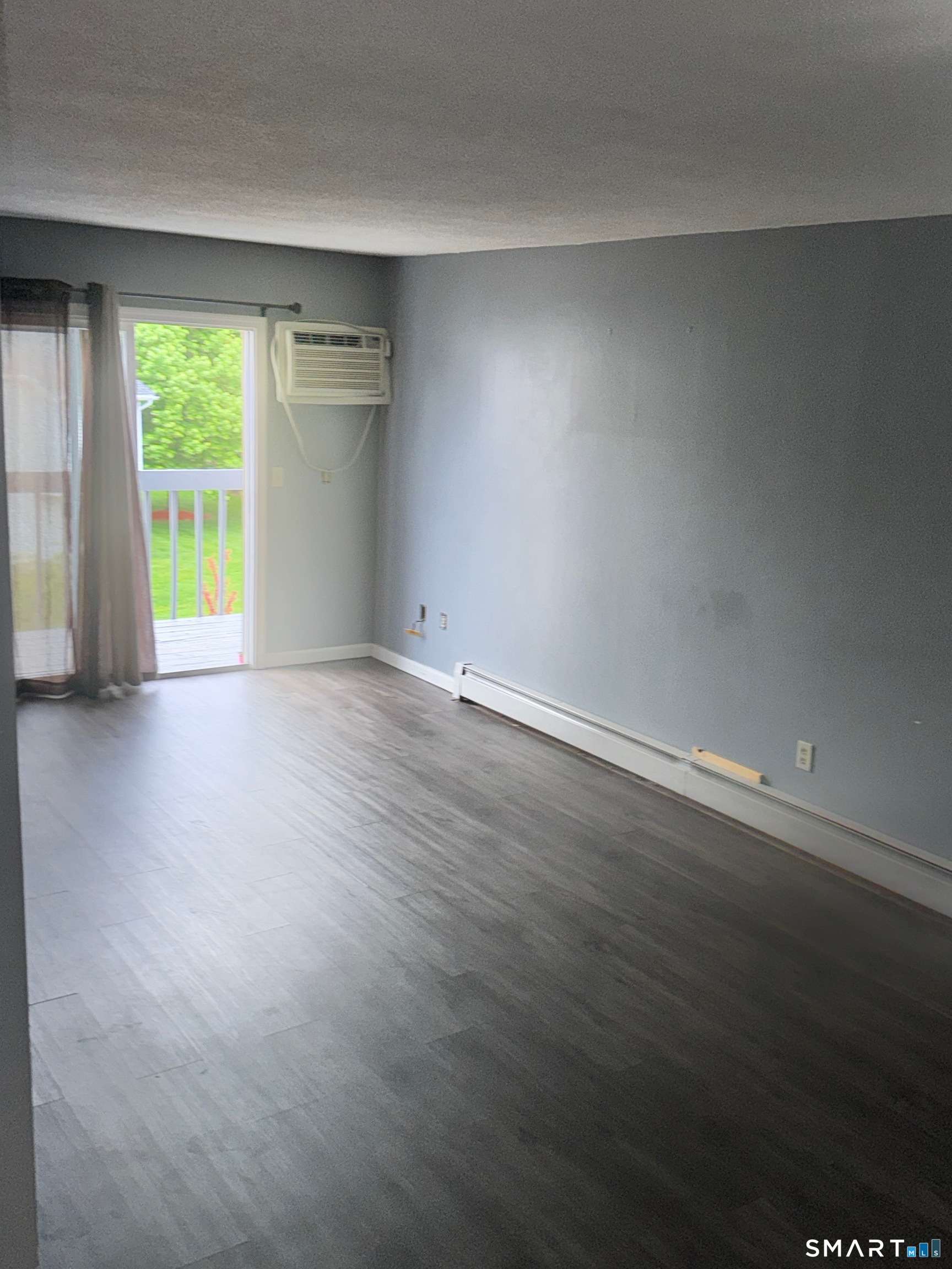 806 Hartford Road, Unit E Manchester, CT 06040 - Photo 4 of 15