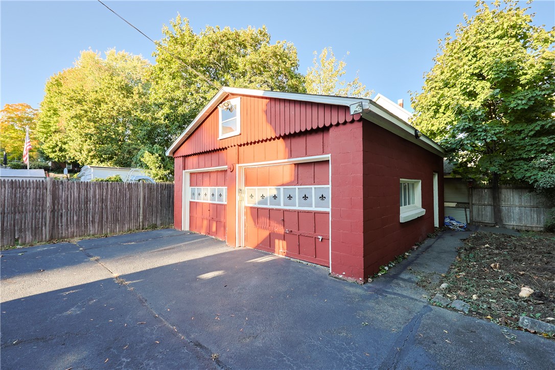 391 Summer Street Woonsocket, RI 02895 - Photo 3 of 28 Gallery Image 3