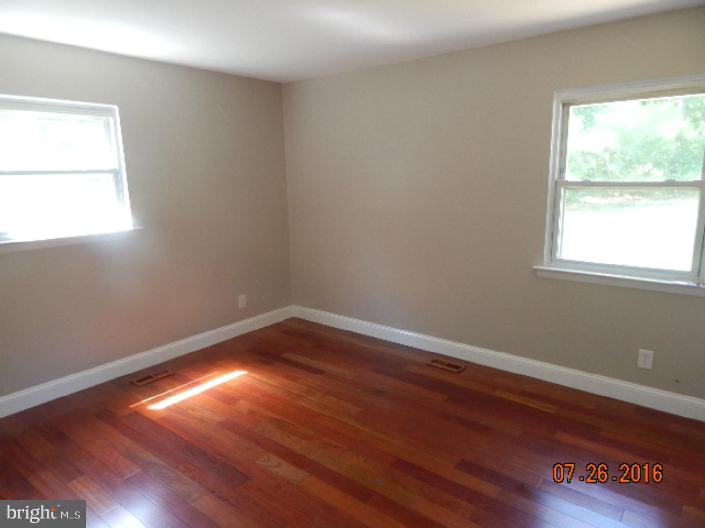83 North Grove Street Berlin, NJ 08009 - Photo 13 of 16
