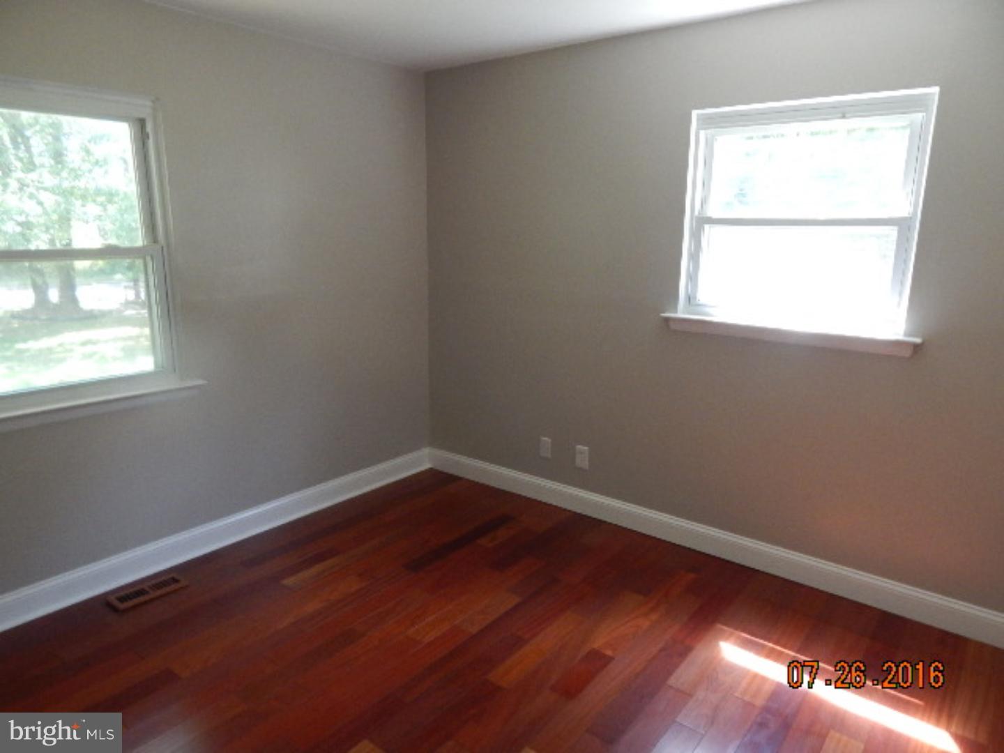 83 North Grove Street Berlin, NJ 08009 - Photo 14 of 16
