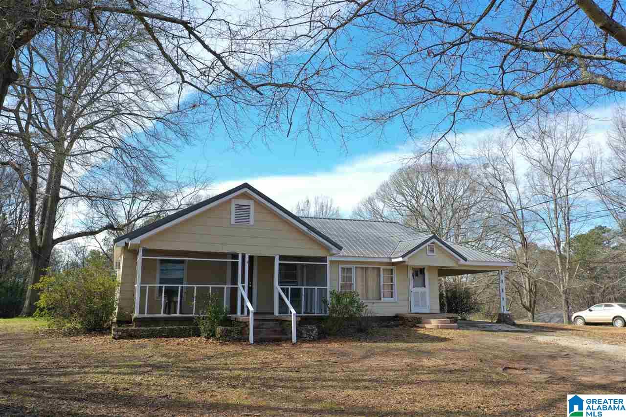 416 Bell Road Anniston, AL 36201 - Photo 2 of 20