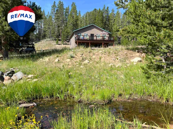 $885,000 | 3858 Highway 28, Lander, WY 82520