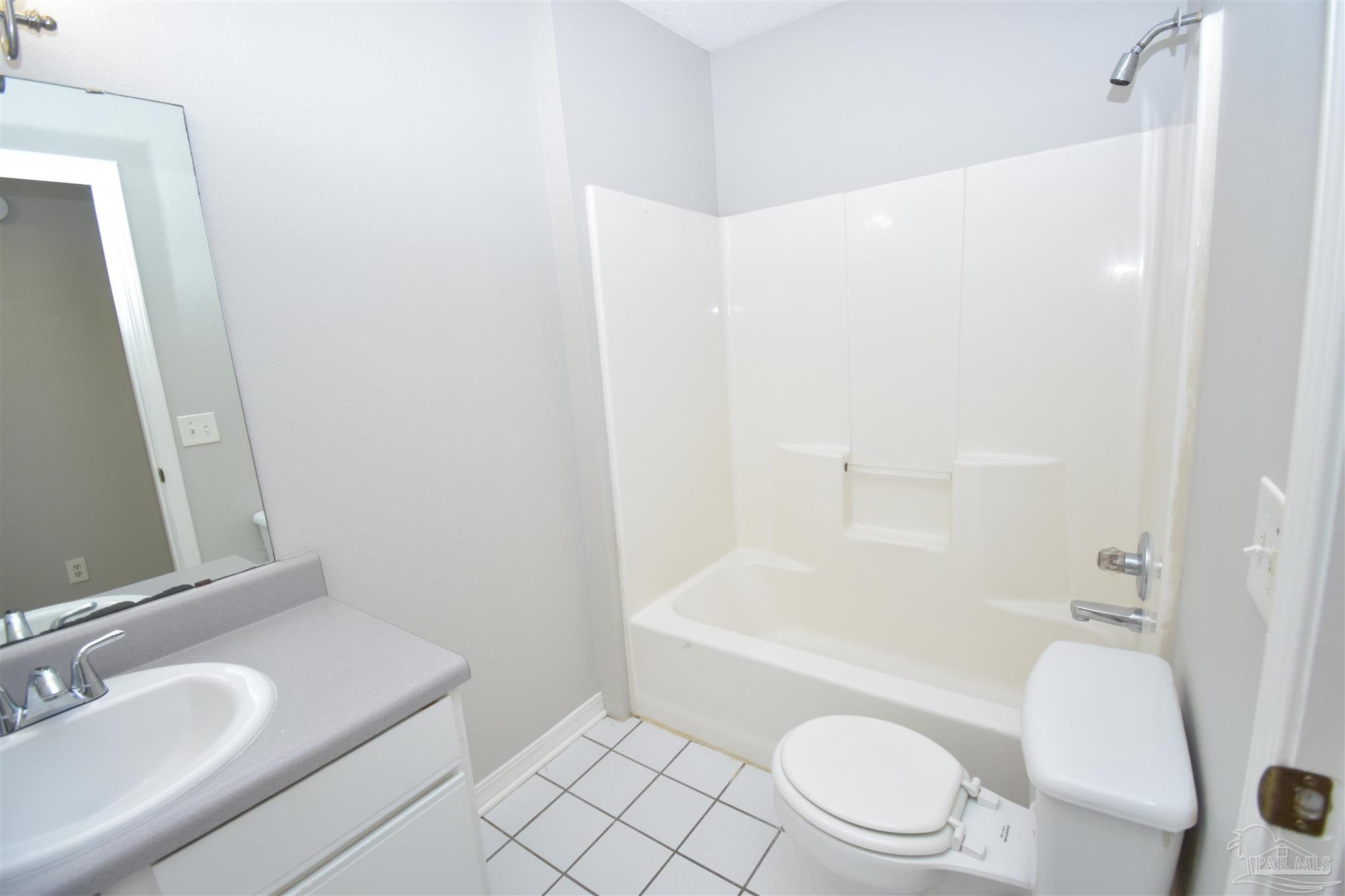 7135 Pearson Road, Unit 4 Pensacola, FL 32526 - Photo 11 of 14