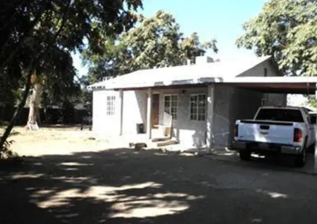 $225,000 | 32415 Road 160, Ivanhoe, CA 93235