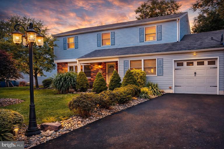 854 Phillips Road Warminster, PA 18974 - Photo 1 of 21