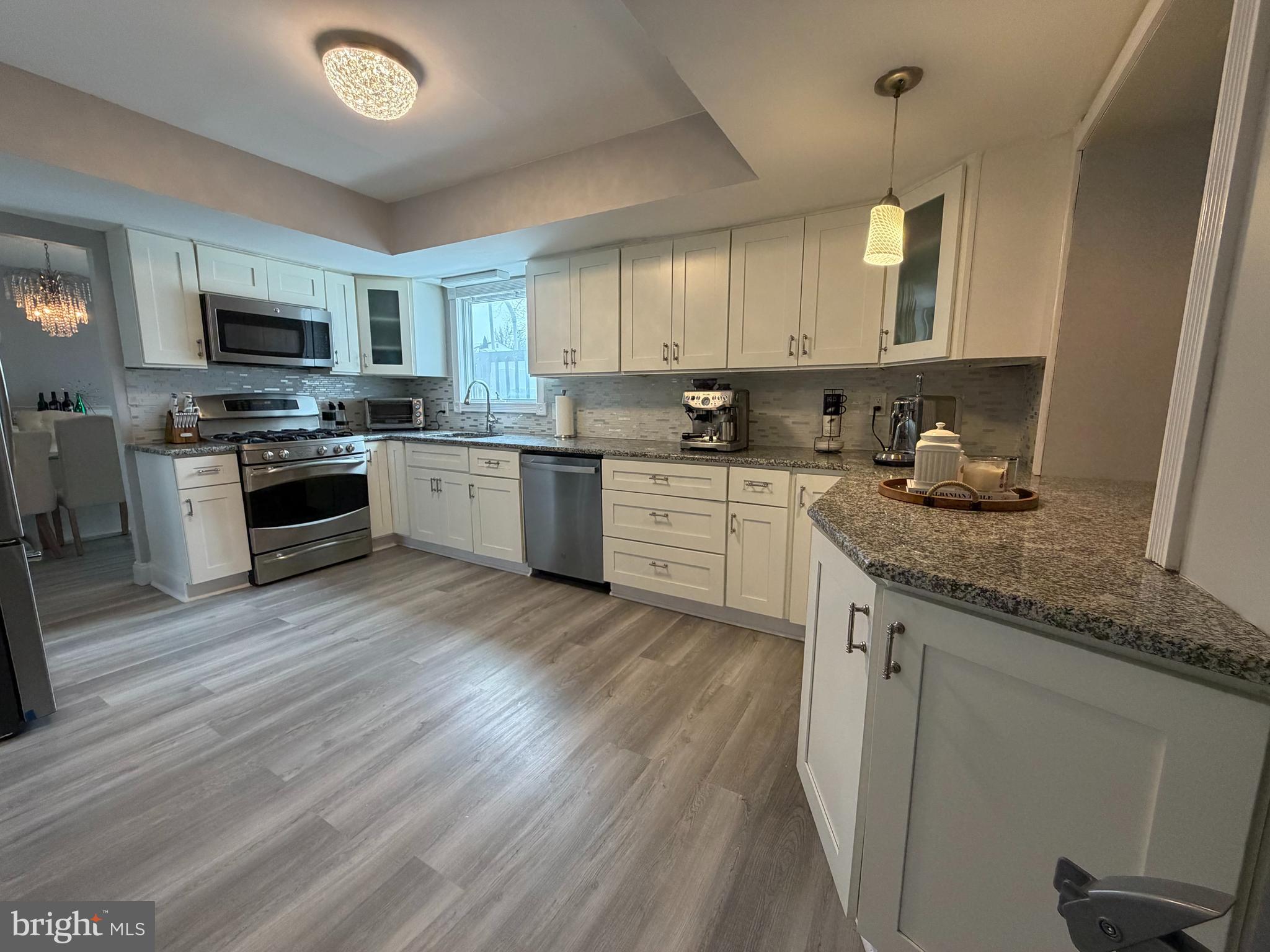 854 Phillips Road Warminster, PA 18974 - Photo 5 of 21