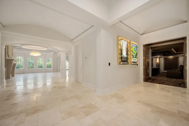 $5,900,000 | 6413 South County Line Road, Burr Ridge, IL 60527