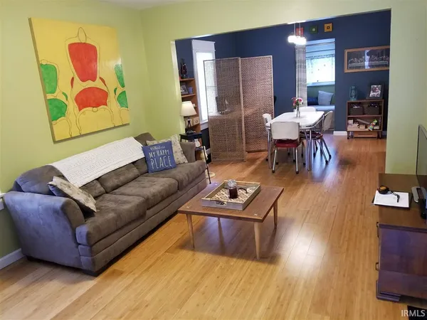 $1,450 | 111 North Elm Street, Bloomington, IN 47404