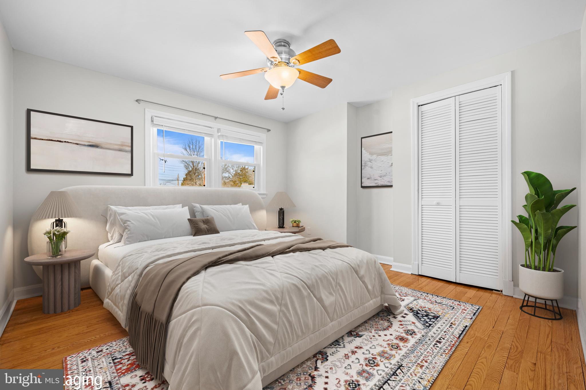 6813 Derrell Court Alexandria, VA 22307 - Photo 16 of 34 a bedroom with bed and a window
