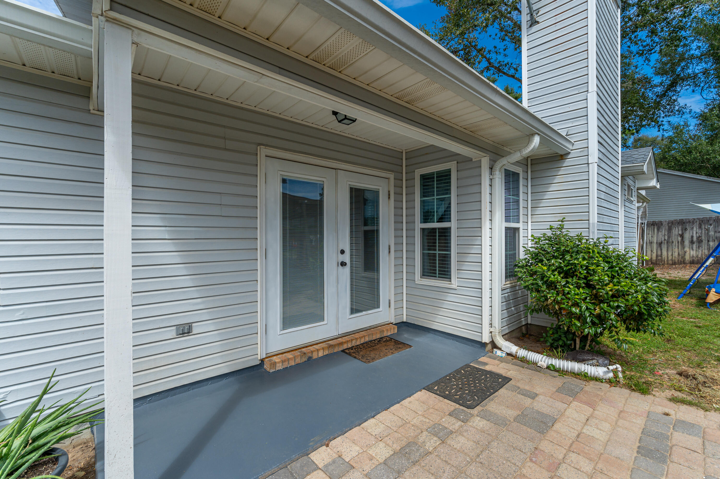 3010 Windsor Circle Crestview, FL 32539 - Photo 18 of 21 Back Porch