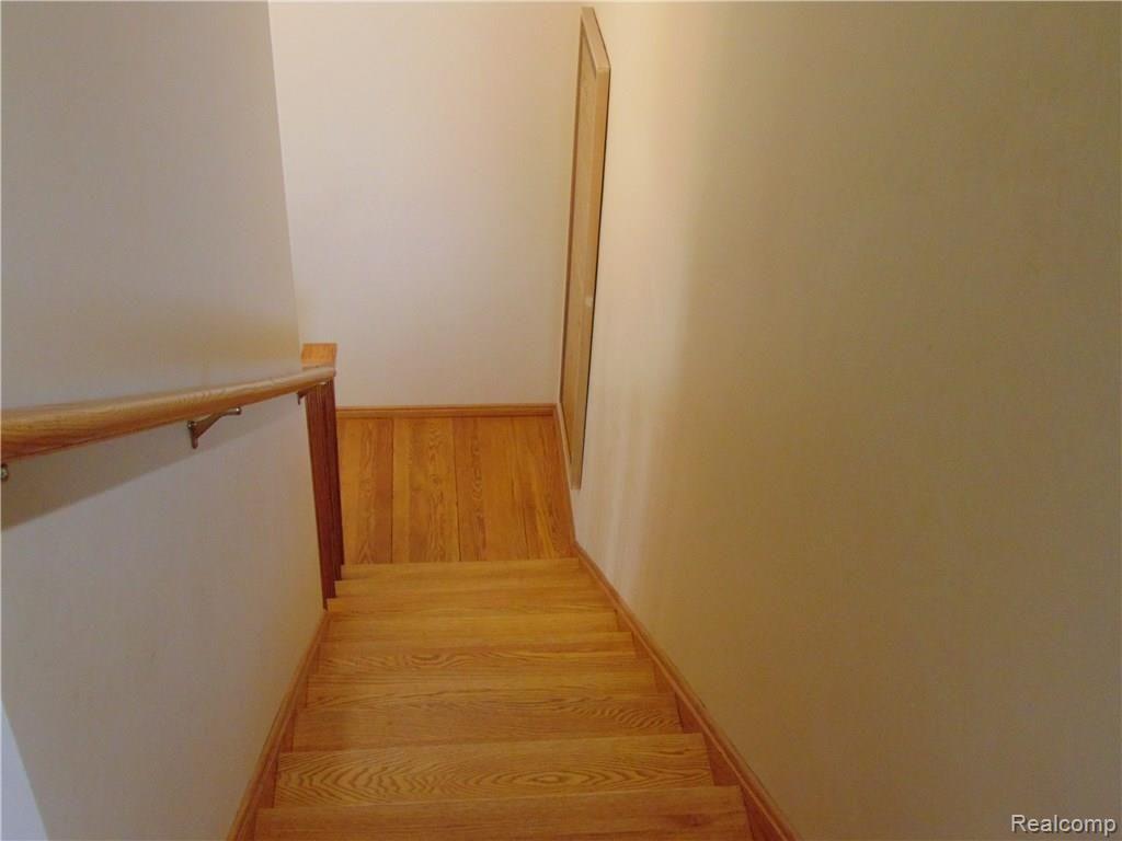 2700 Mohawk Lane Rochester Hills, MI 48306 - Photo 52 of 83