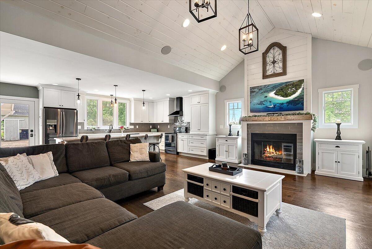 8351 Jericho Road Bridgman, MI 49106 - Photo 4 of 46 07-8351 Jericho Rd-31