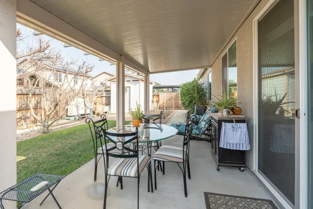 $384,900 | 1467 Linda Mesa Drive, Madera, CA 93638