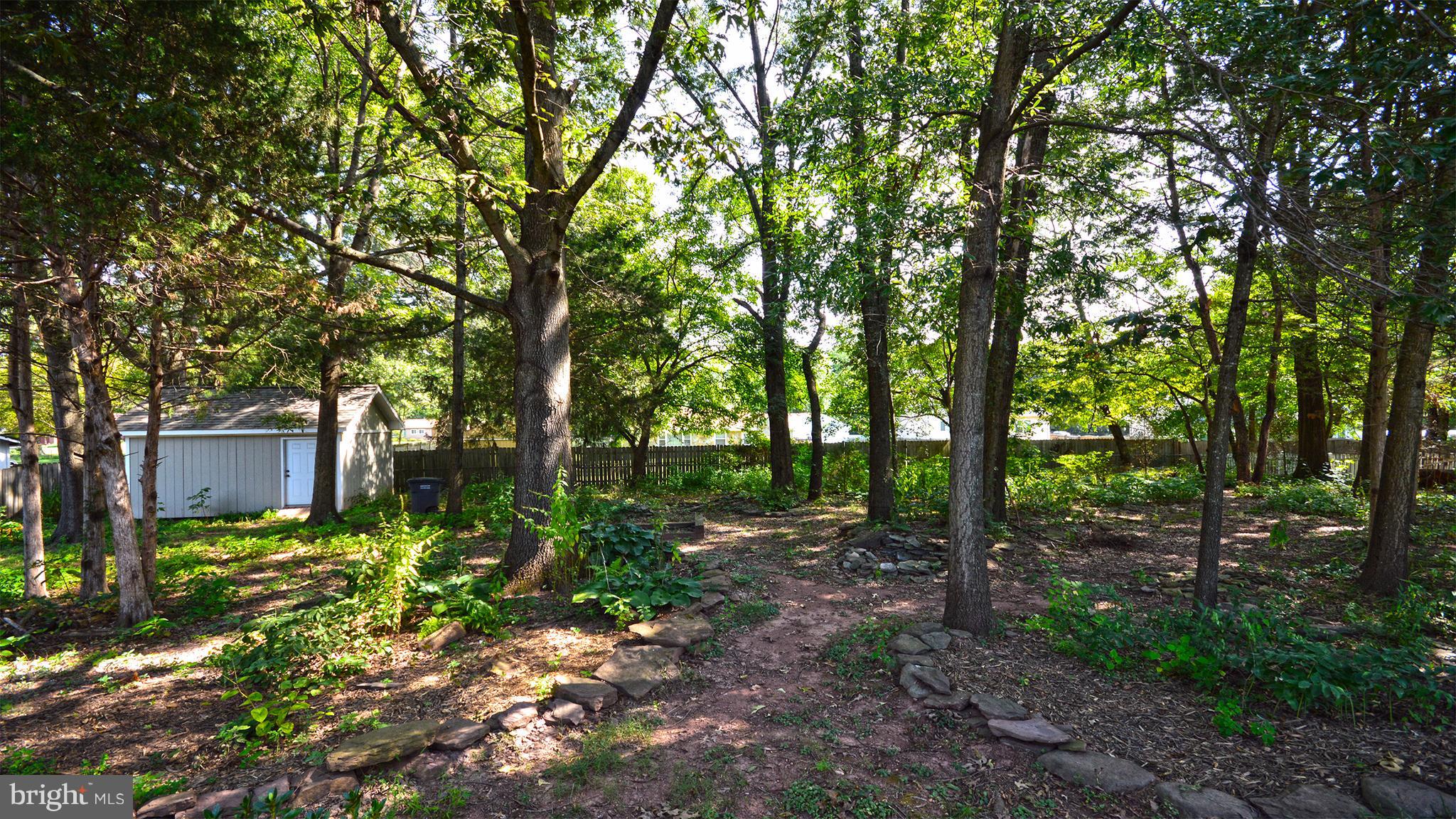 10317 Abbott Road Manassas, VA 20110 - Photo 17 of 25 Exterior (Rear)