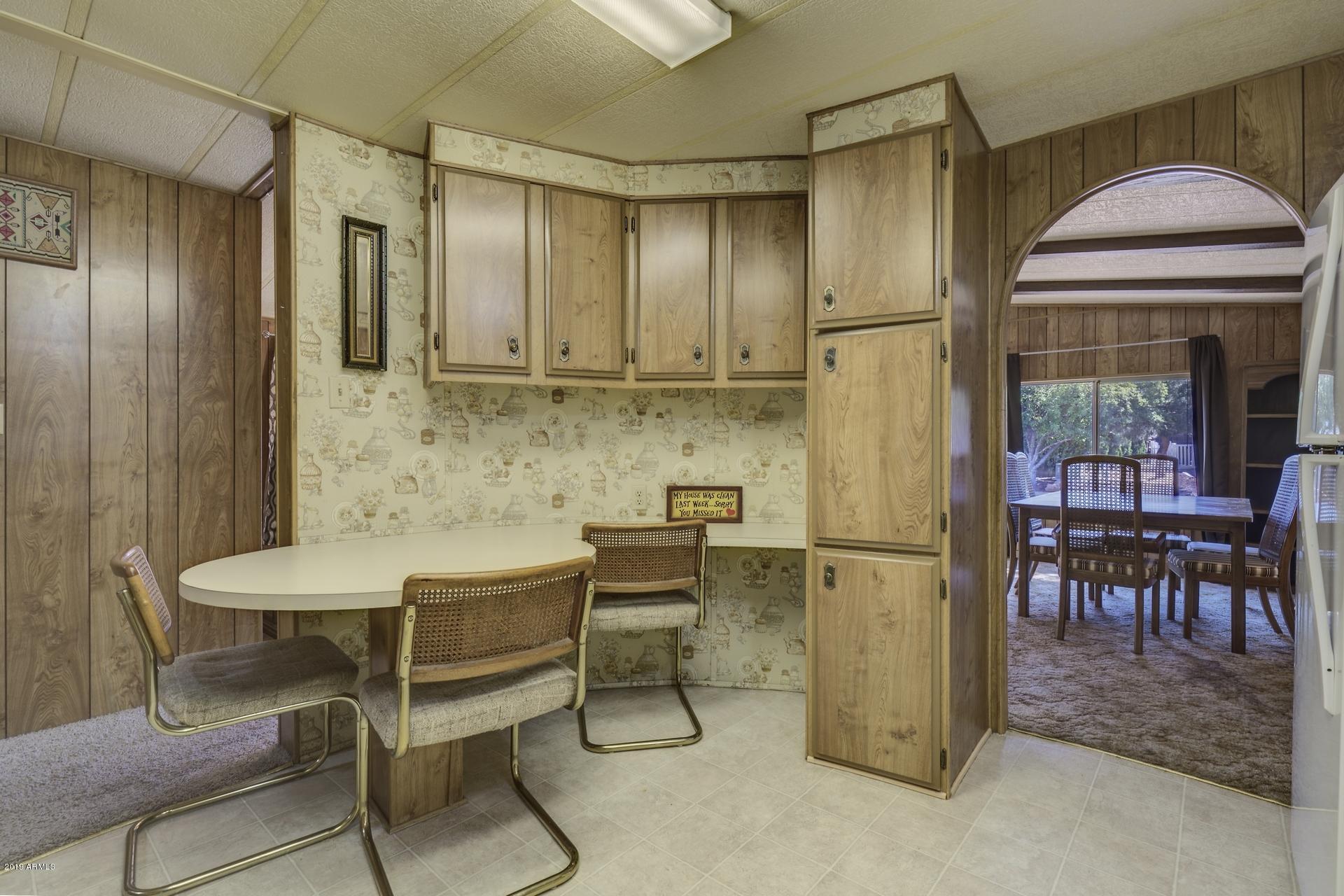 118 South Lakeshore Road Payson, AZ 85541 - Photo 9 of 30 Breakfast Area