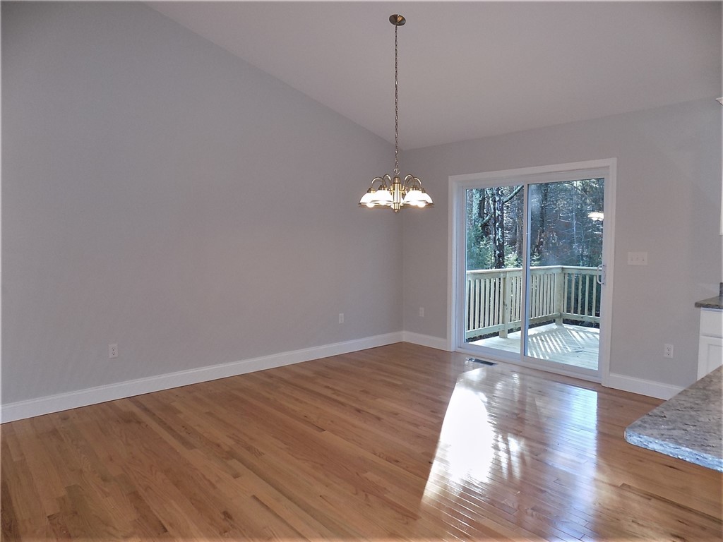 73 Skunk Hill Road Hopkinton, RI 02832 - Photo 14 of 24 Dining area