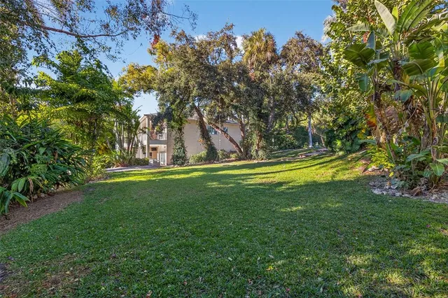 $2,988,000 | 1581 Alexander Road, Belleair, FL 33756