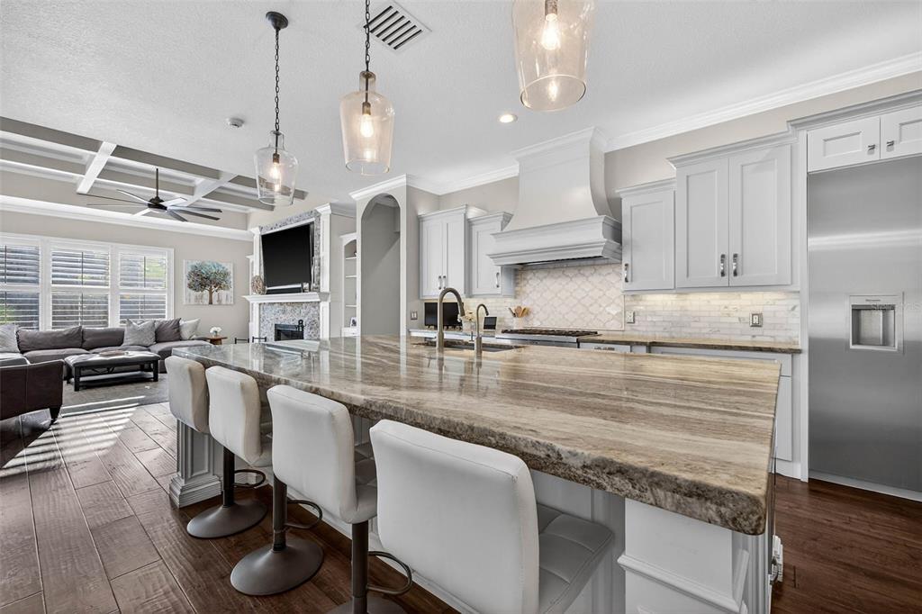 1581 Alexander Road Belleair, FL 33756 - Photo 8 of 50