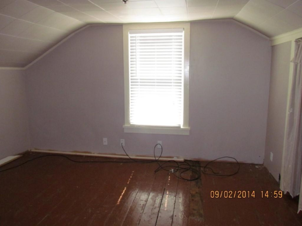 910 Court Street St. Joseph, MI 49085 - Photo 14 of 14 IMG_2260 (Medium)