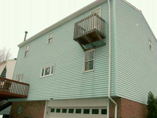 30 MacArthur Way McKees Rocks, PA 15136 - Photo 8 of 8