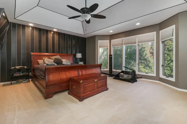 $489,900 | 13 Red Stone Court, Bloomington, IL 61704