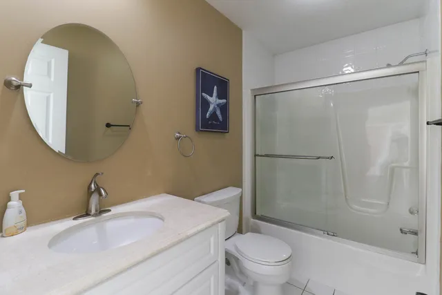 $489,900 | 13 Red Stone Court, Bloomington, IL 61704