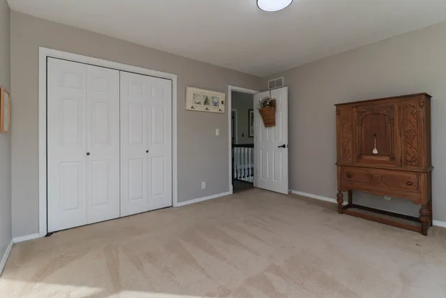 $489,900 | 13 Red Stone Court, Bloomington, IL 61704