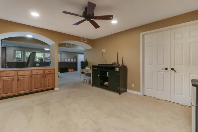 $489,900 | 13 Red Stone Court, Bloomington, IL 61704