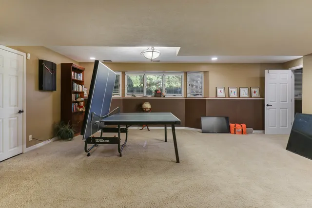 $489,900 | 13 Red Stone Court, Bloomington, IL 61704