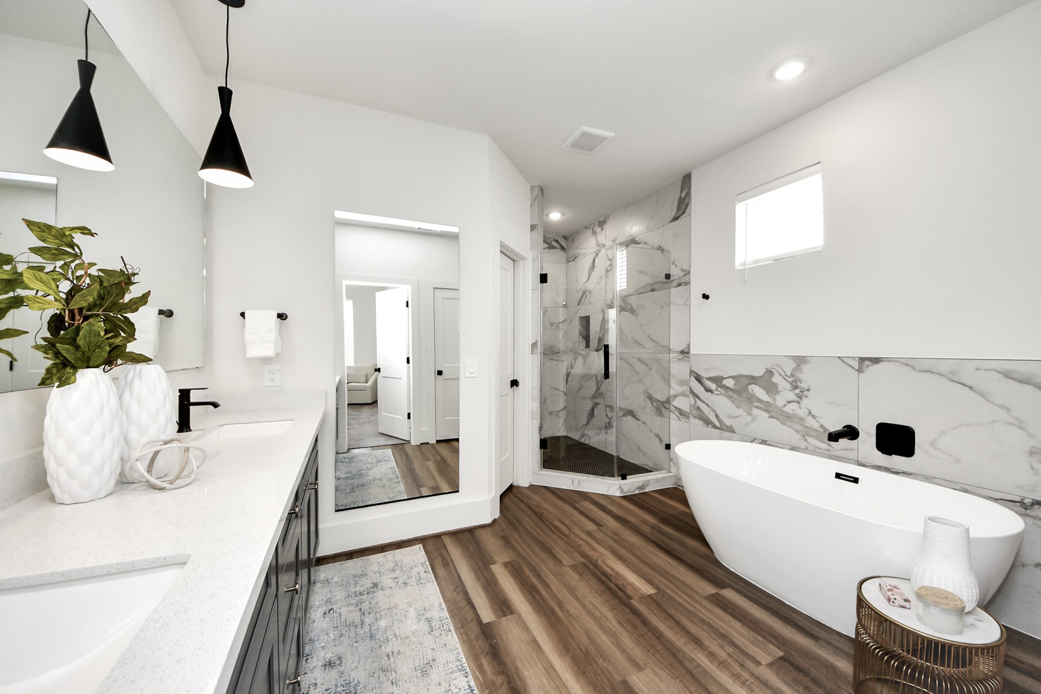 6018 Knox Street Houston, TX 77091 - Photo 38 of 42 a bathroom with a bathtub and shower