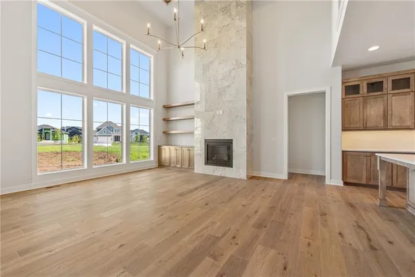 $1,120,350 | 12502 West 170th Terrace, Overland Park, KS 66221
