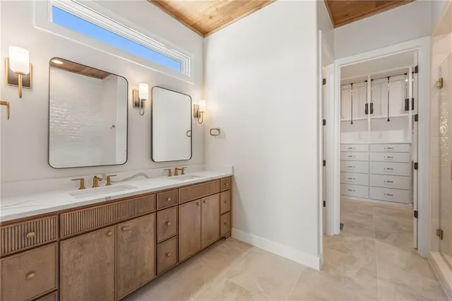 $1,120,350 | 12502 West 170th Terrace, Overland Park, KS 66221