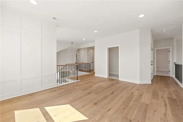 $1,120,350 | 12502 West 170th Terrace, Overland Park, KS 66221