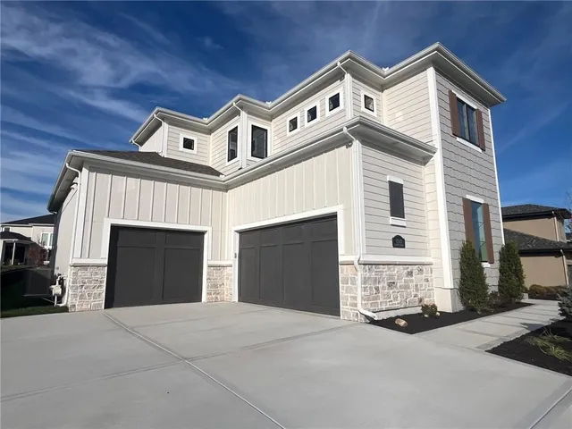 $1,120,350 | 12502 West 170th Terrace, Overland Park, KS 66221