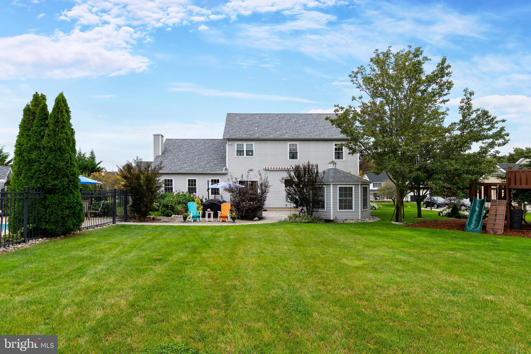 144 Fox Run Swedesboro, NJ 08085 - Photo 4 of 40