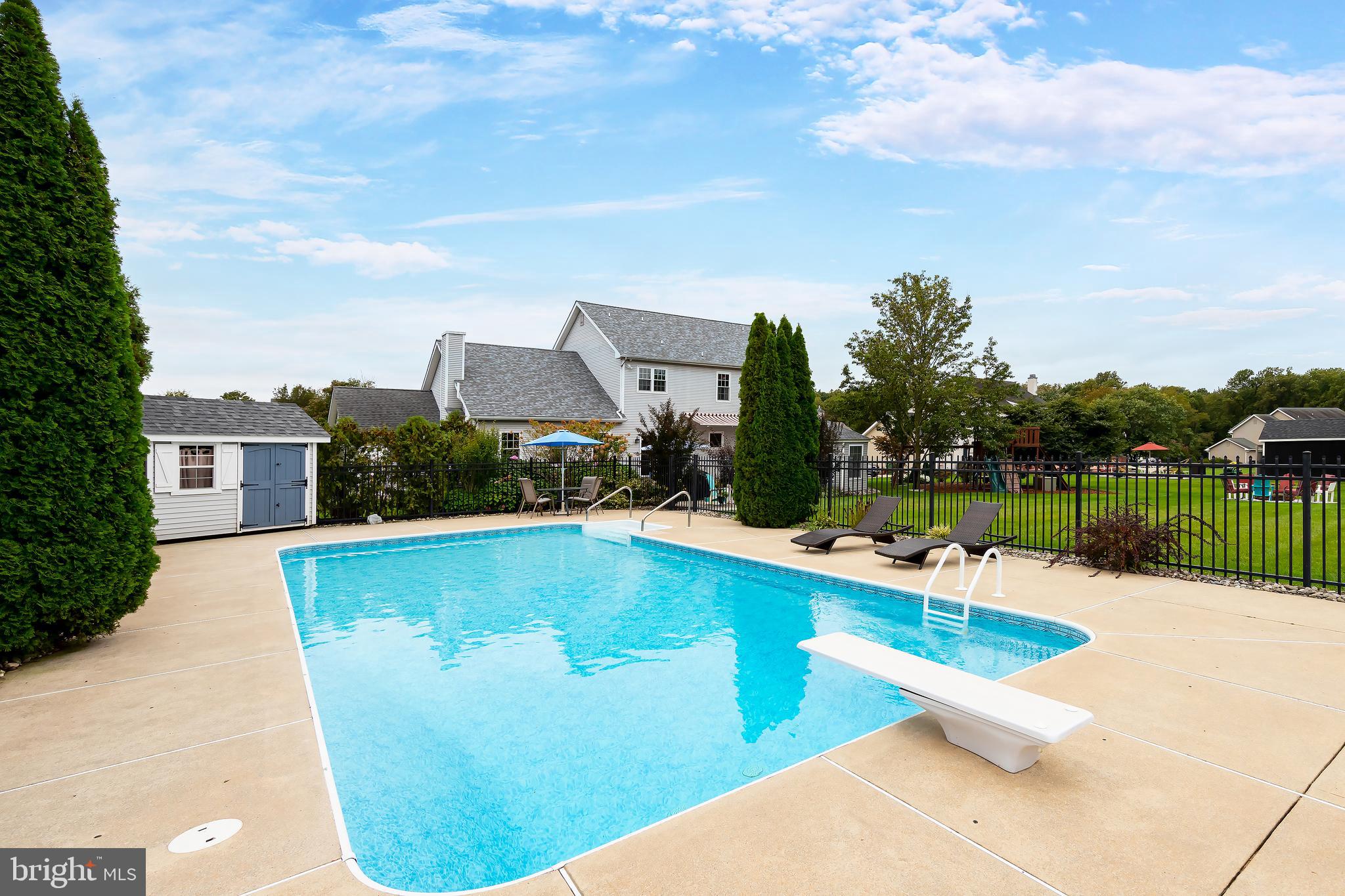 144 Fox Run Swedesboro, NJ 08085 - Photo 5 of 40