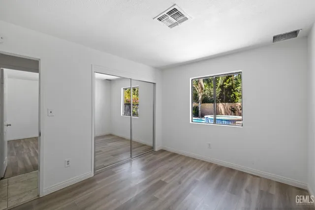 an empty room with window