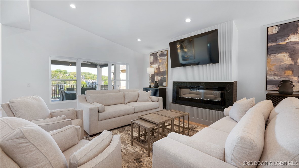 186 Frudeger Road Lake Ozark, MO 65049 - Photo 28 of 39