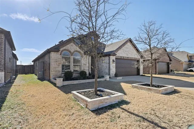 $365,000 | 316 Cowboy Way, Anna, TX 75409