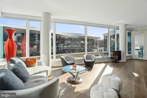 $1,750,000 | 601 Wharf Street Southwest, Unit 213, Washington, DC 20024
