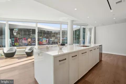 $1,750,000 | 601 Wharf Street Southwest, Unit 213, Washington, DC 20024