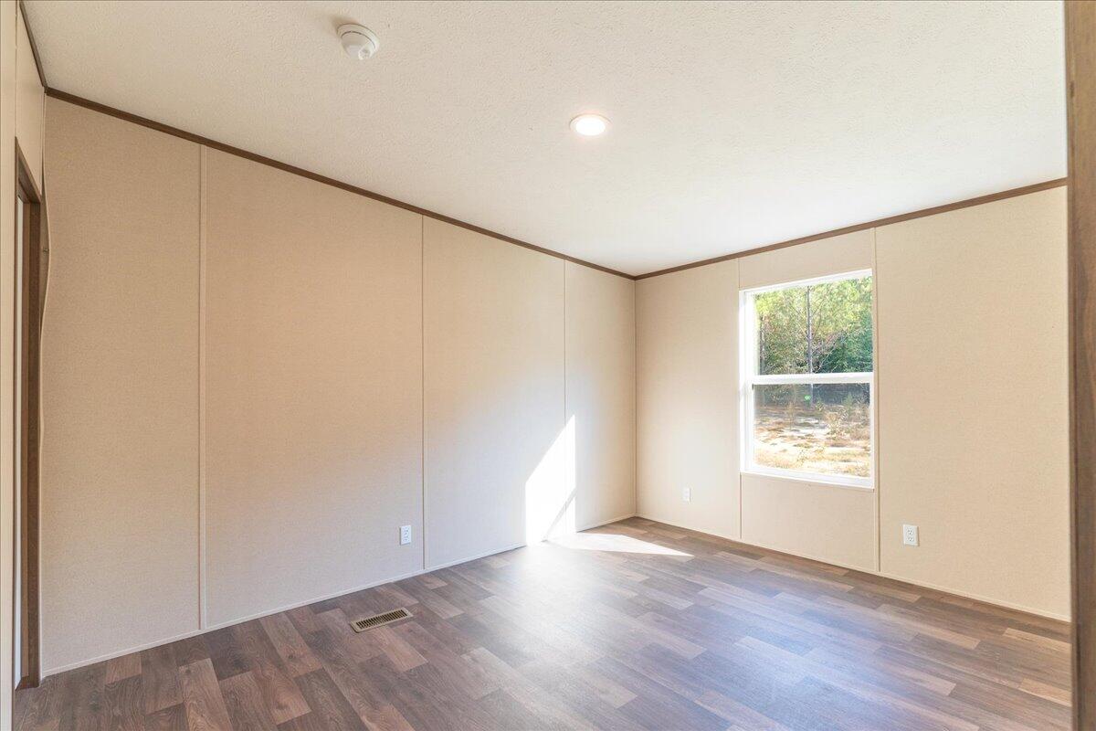 839 Warbonnet Road Springfield, SC 29146 - Photo 12 of 35