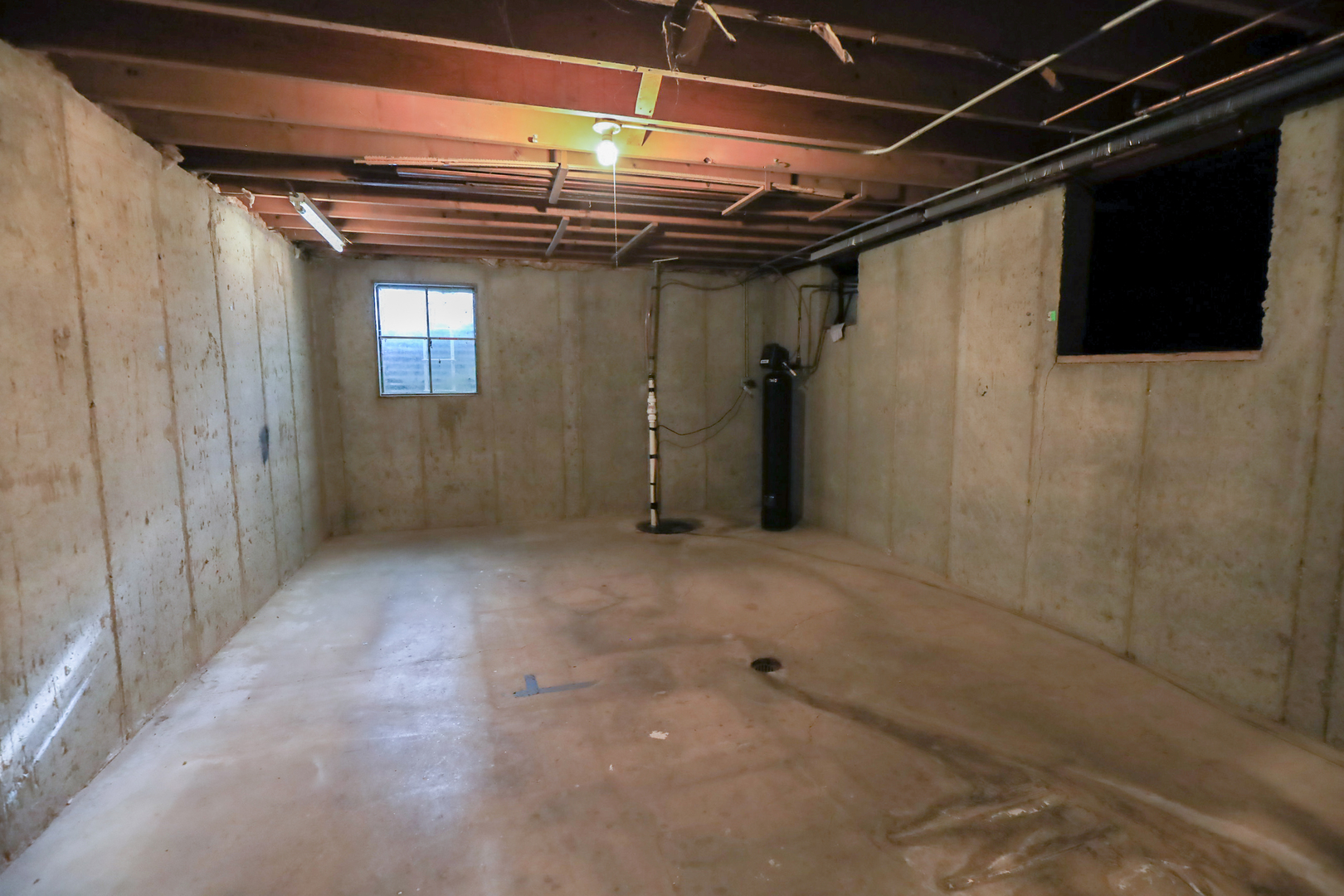 248 Florence Road Inverness, IL 60010 - Photo 23 of 25 a view of empty room