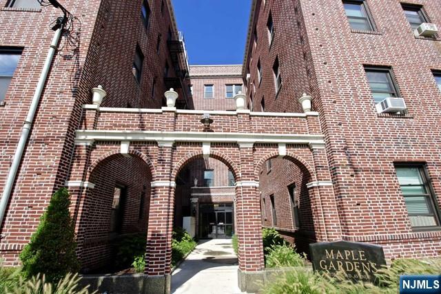 855 Broad Avenue, Unit 25 Ridgefield, NJ 07657 - Photo 29 of 29