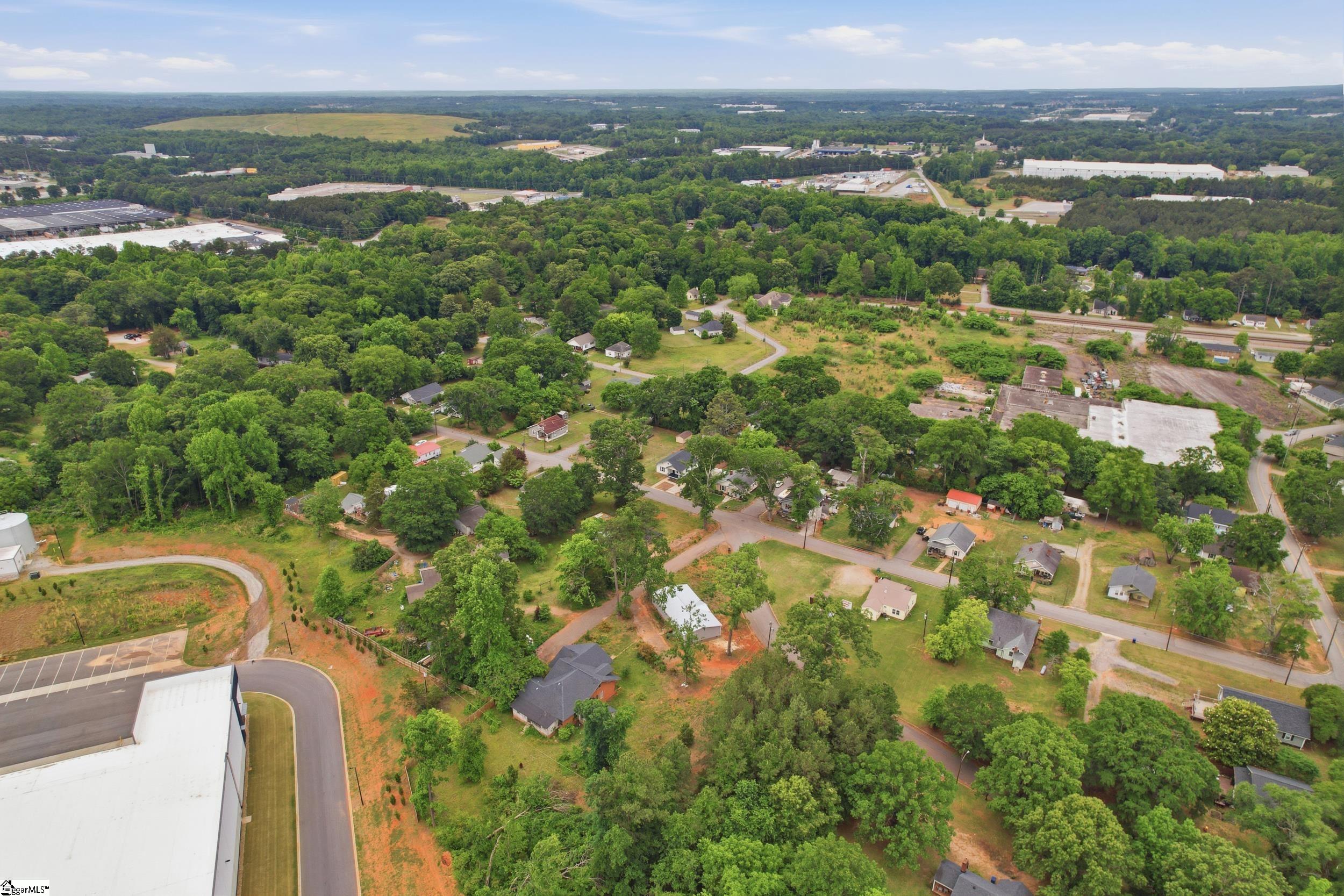 208 Hill Street Wellford, SC 29385 - Photo 30 of 32